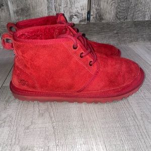 UGG Neumel WOMEN SIZE 7